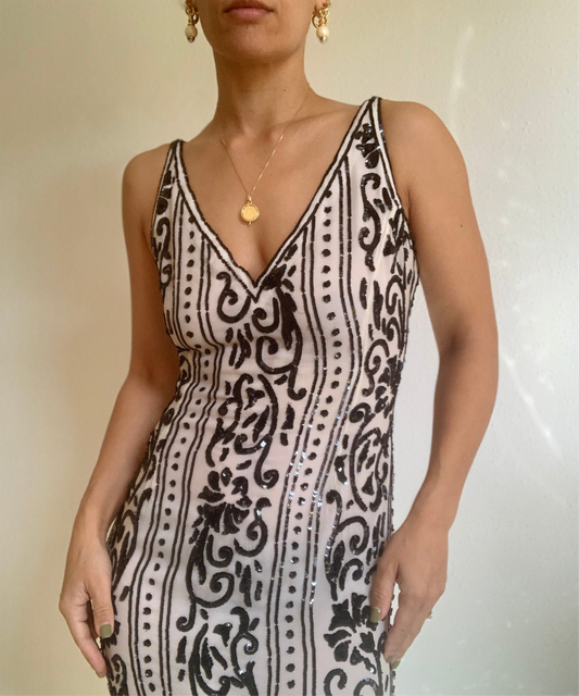 Robe longue en soie et sequins en noir et blanc Taille M