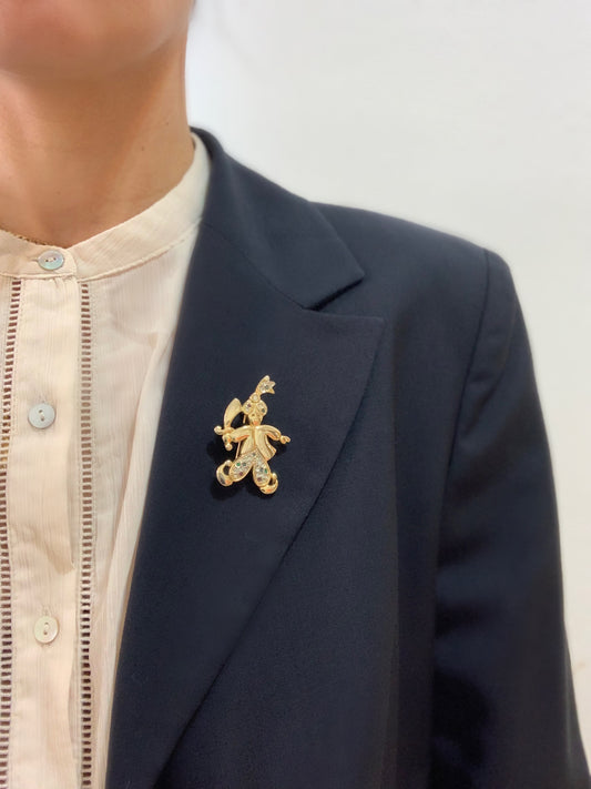 Vintage golgen brooch - Saracen with a sabre