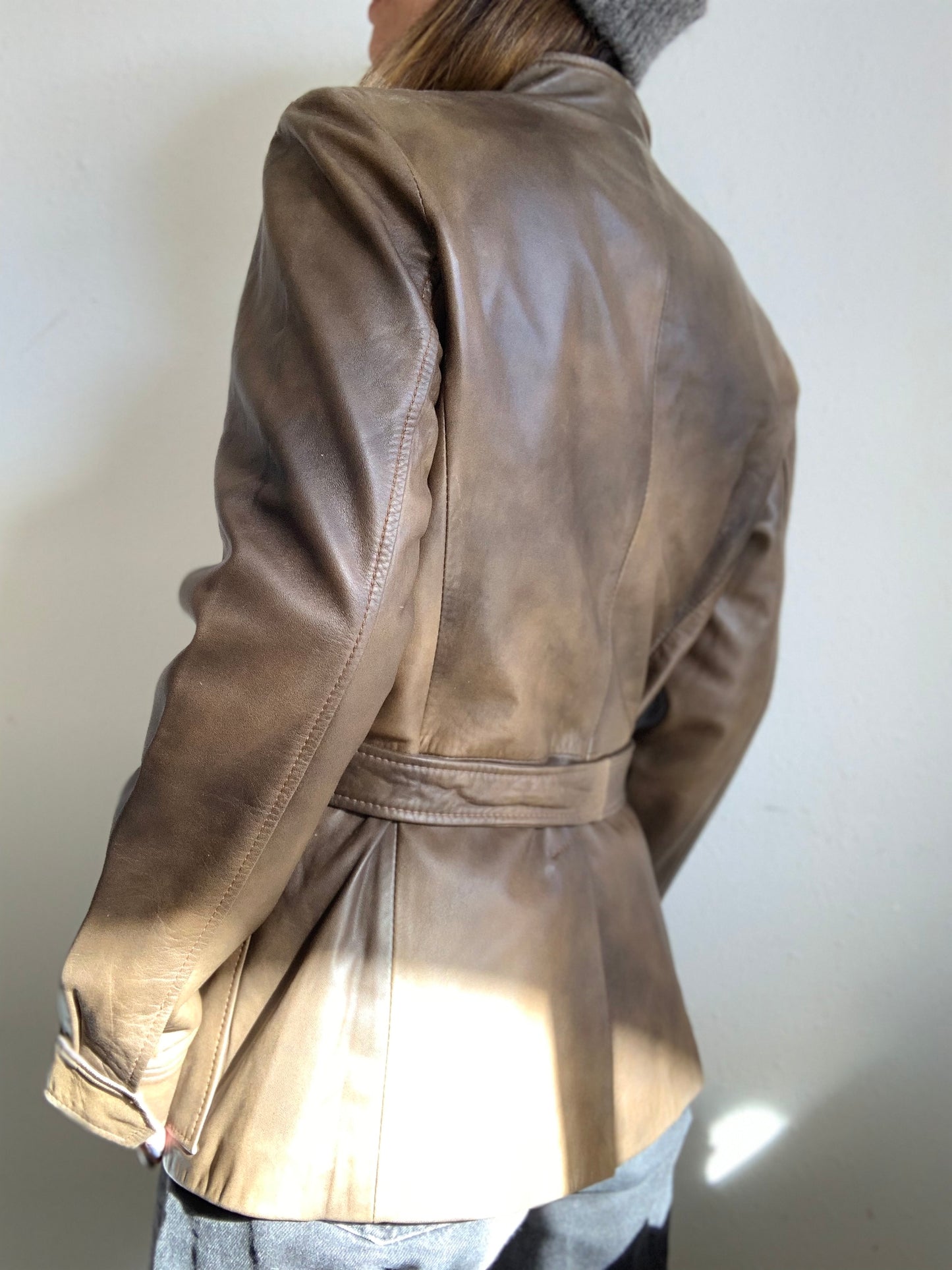 Veste en cuir marron saharienne - L