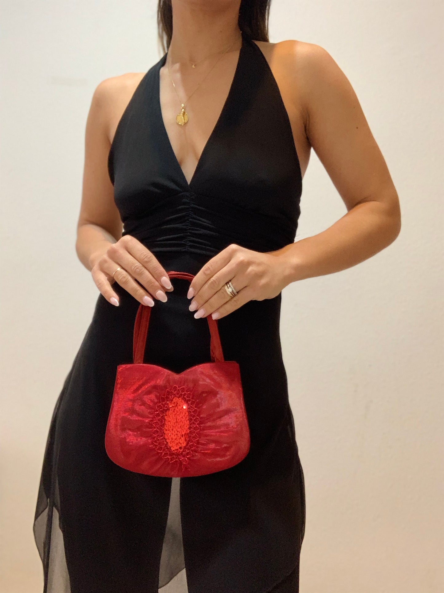mini sac de fête effet satin rouge