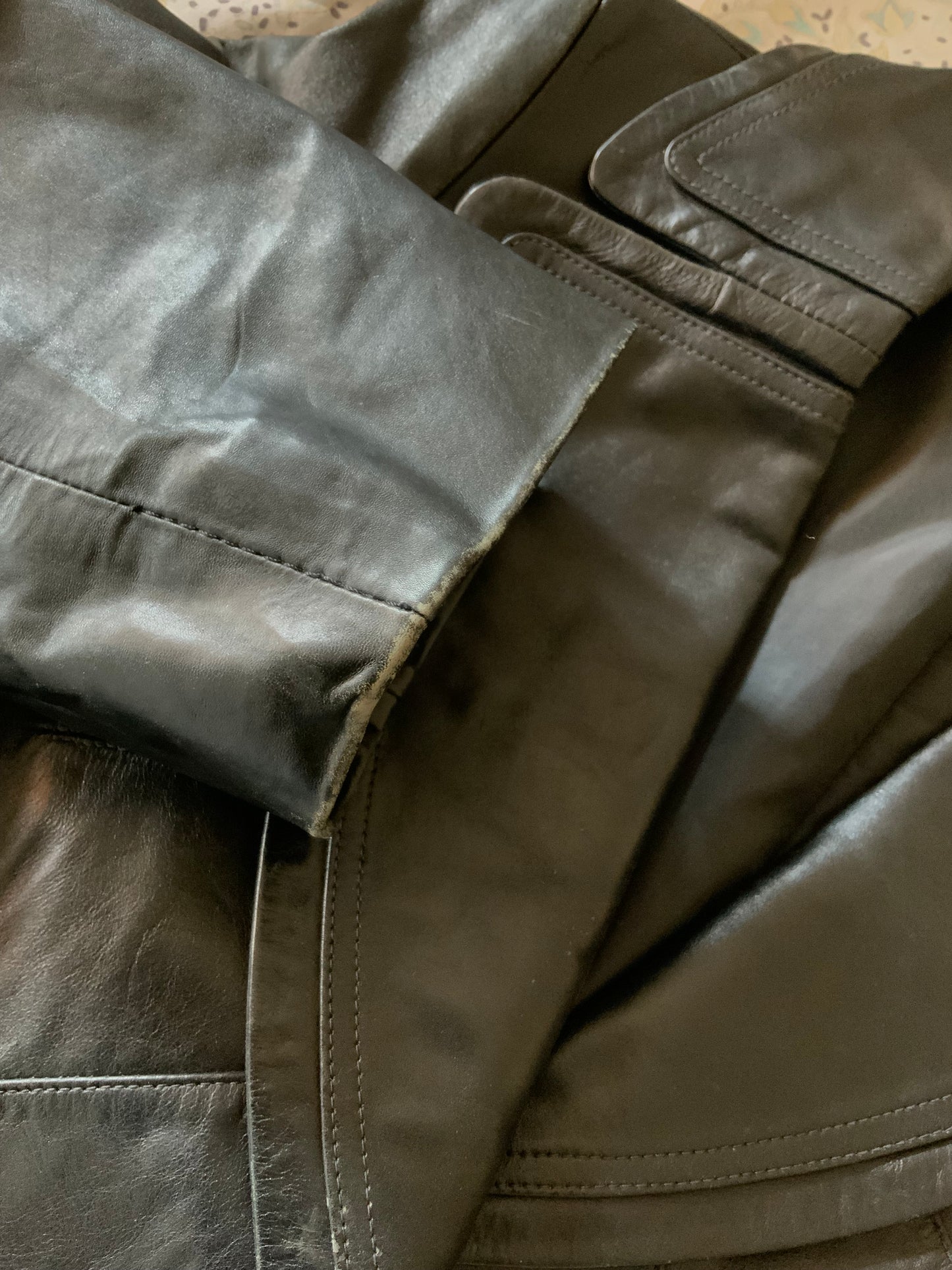 Veste longue vintage en cuir noir - M