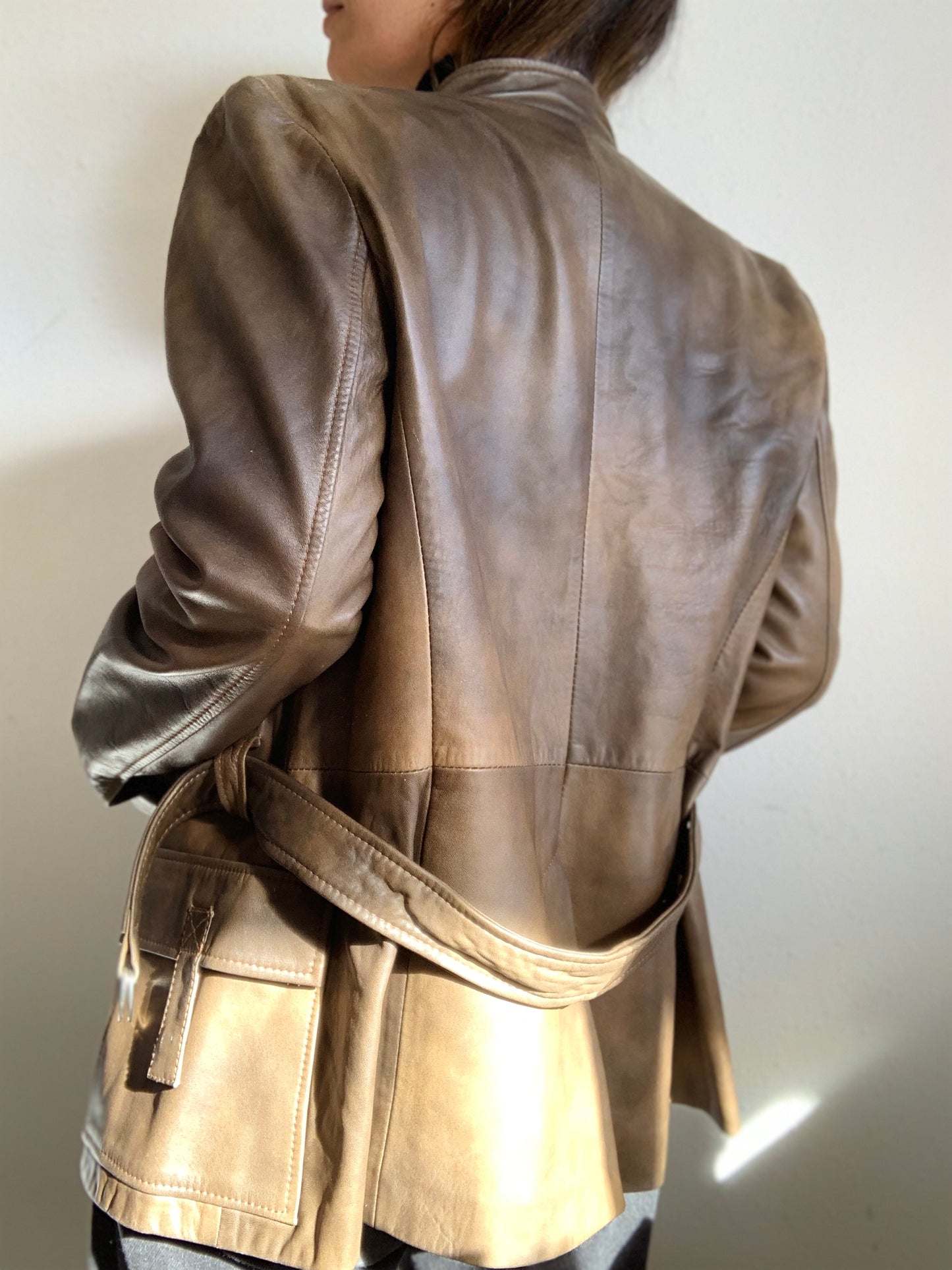 Veste en cuir marron saharienne - L