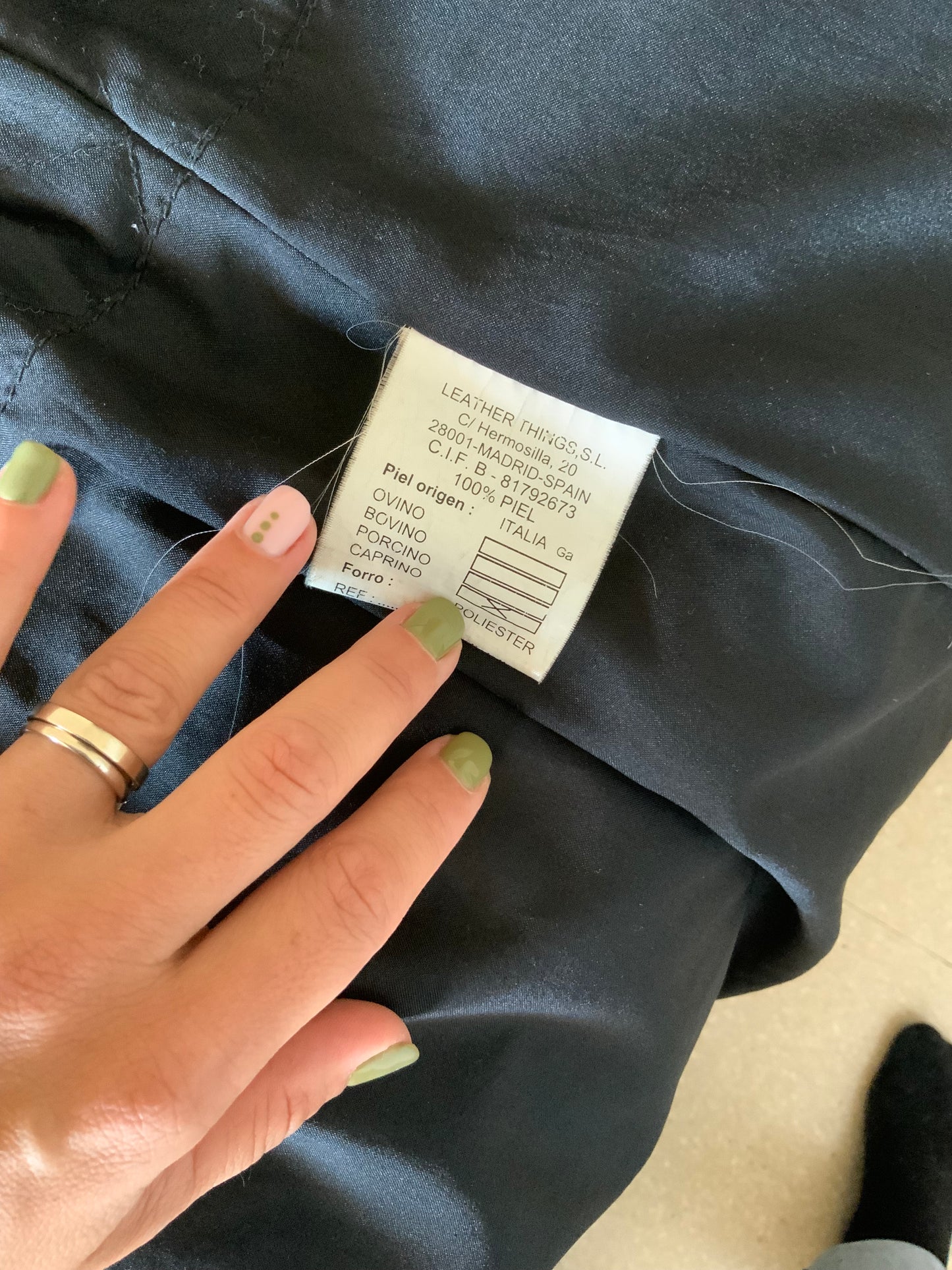 Veste en cuir noir