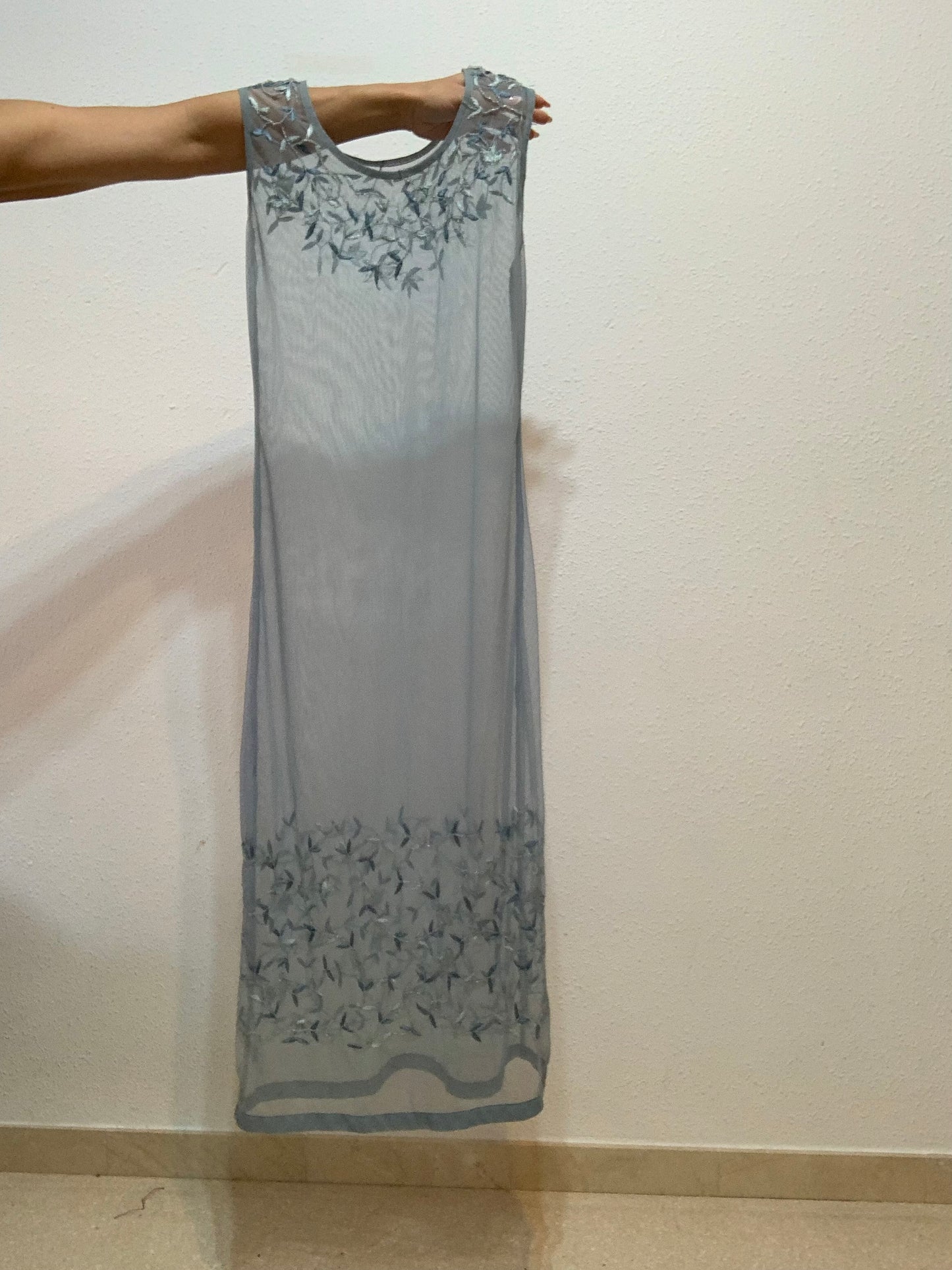 Robe brodée grise transparente - M