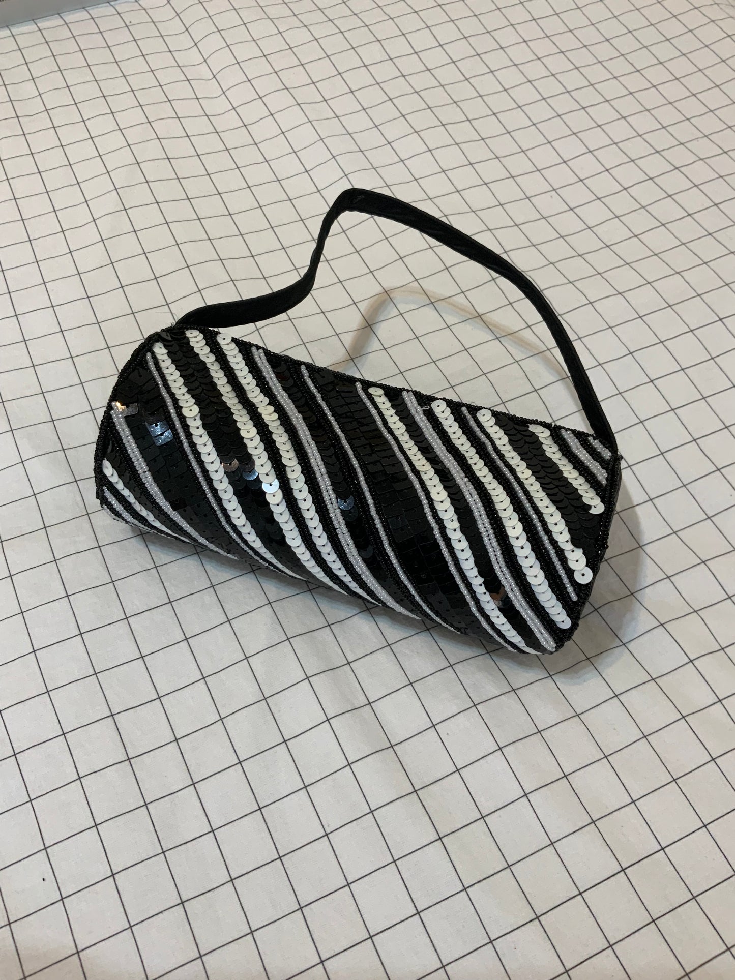 Mini sac de fête sequins noir et argenté